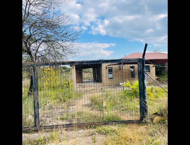 3 BEDROOM HOUSE FOR SALE IN MUTOTI